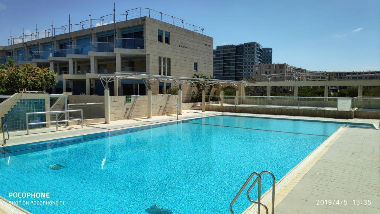 Israel Marina Village, Garden Vacation Apartment Herzelia Exterior foto
