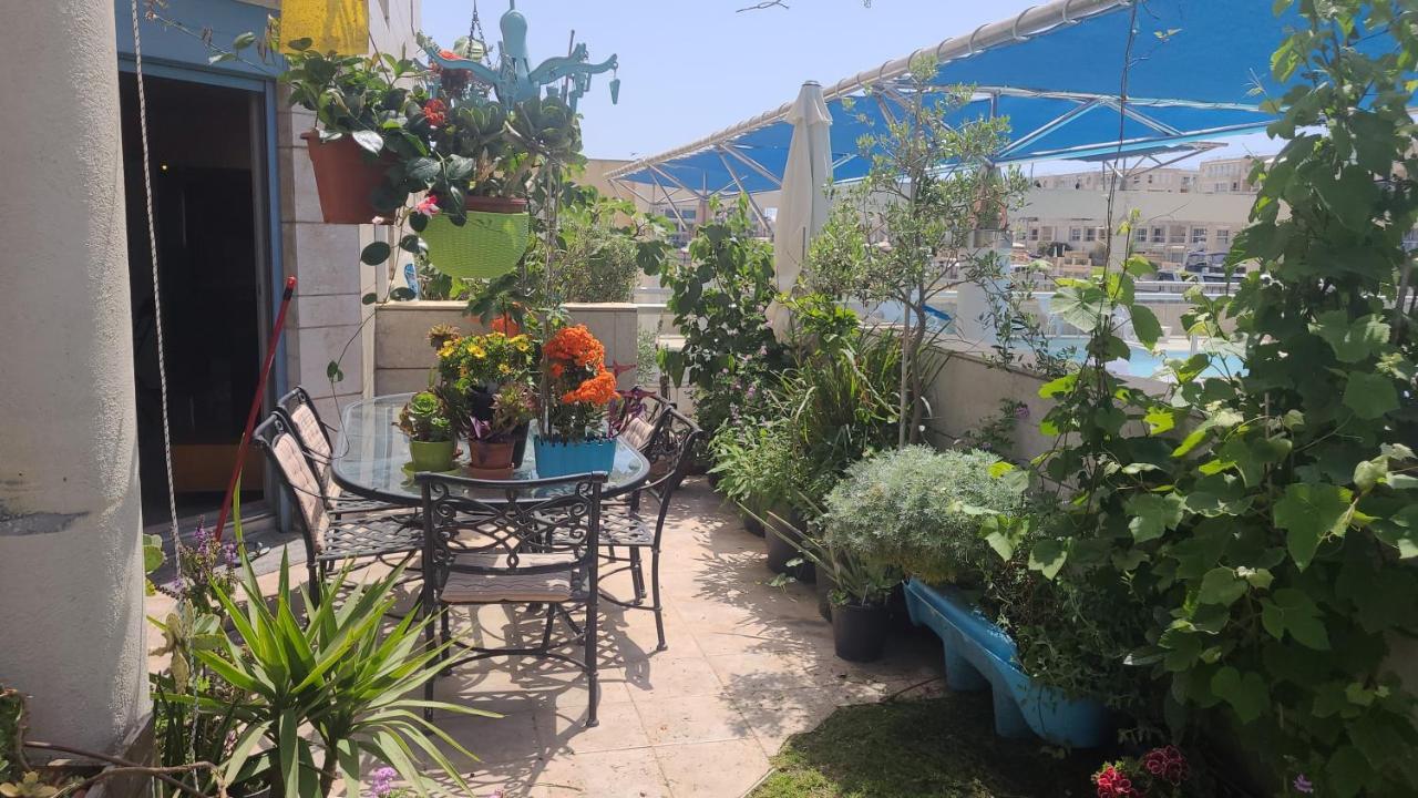 Israel Marina Village, Garden Vacation Apartment Herzelia Exterior foto