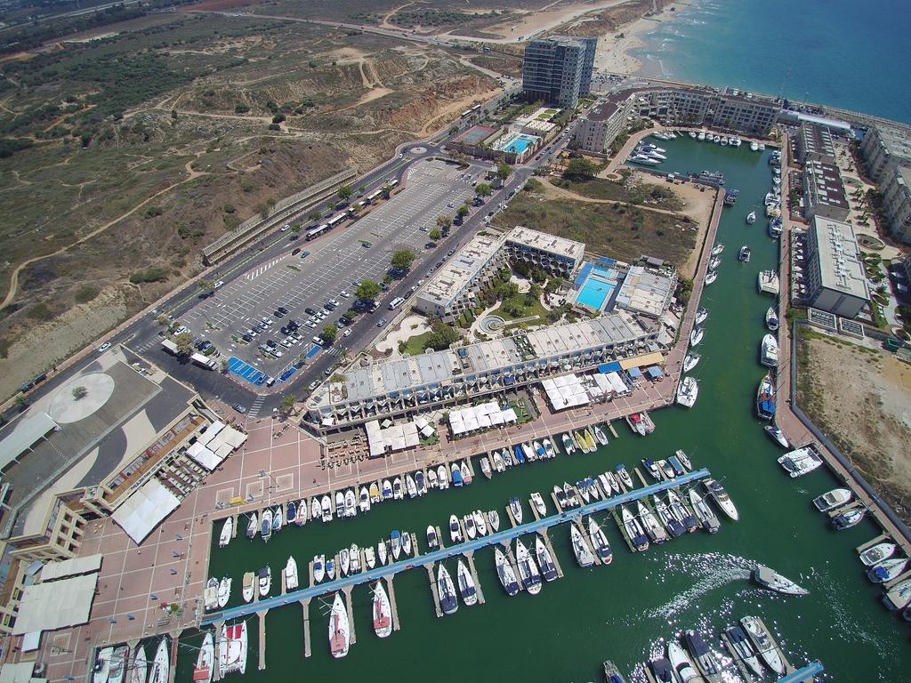 Israel Marina Village, Garden Vacation Apartment Herzelia Exterior foto