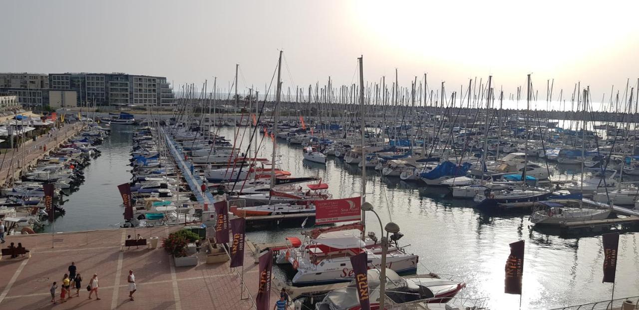 Israel Marina Village, Garden Vacation Apartment Herzelia Exterior foto