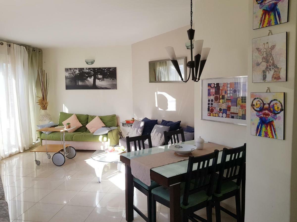 Israel Marina Village, Garden Vacation Apartment Herzelia Exterior foto